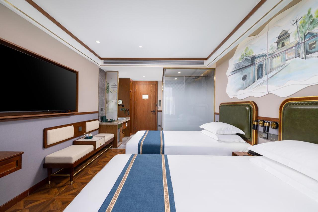 Hotel Time Traveller Boutique - Near National Convention Centre, National Stadium , Olympic Forest Park , National Tennis Center, Beishatan Subway Station, Hail Taxi, Free Laundry, Tourism Consultation